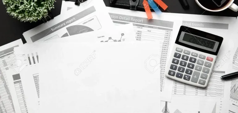 Payroll Outsourcing vs In-House for SMEs